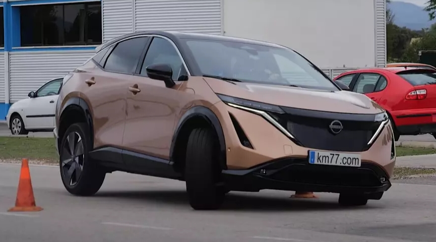 the latest Nissan Ariya electric crossover with the traditional “elk test”